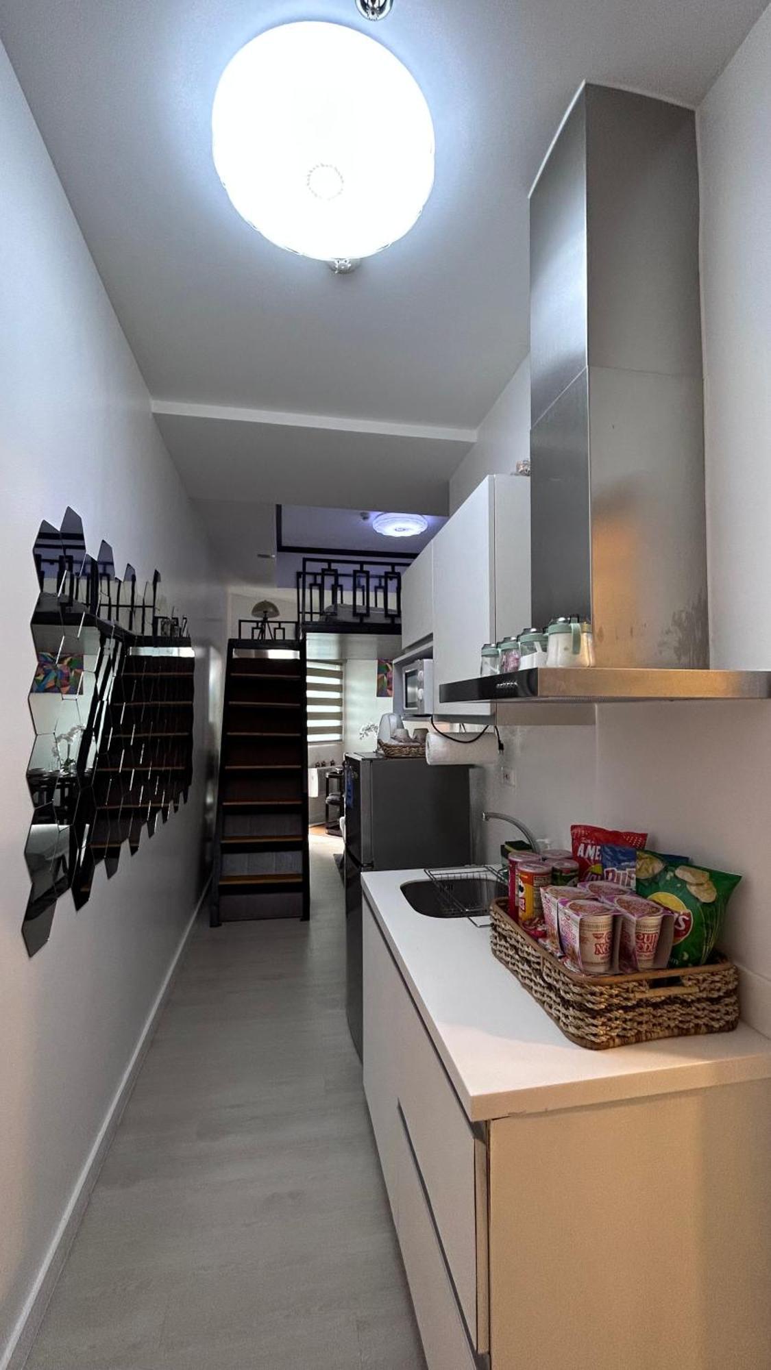 Kurlix Suites Of Azure North San Fernando (Pampanga) Exterior foto